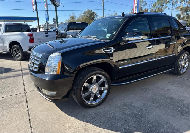 used 2010 Cadillac Escalade EXT car, priced at $18,998