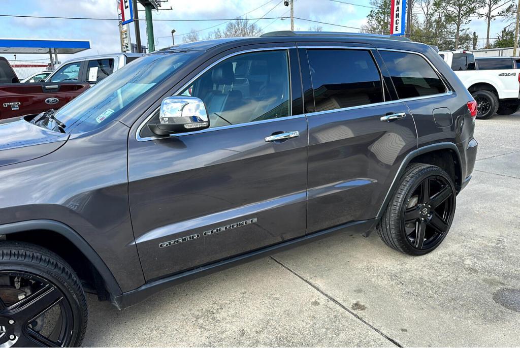 used 2018 Jeep Grand Cherokee car, priced at $16,998