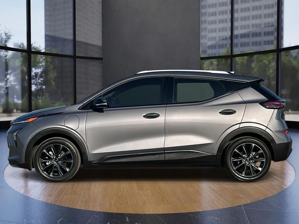 used 2022 Chevrolet Bolt EUV car, priced at $18,875