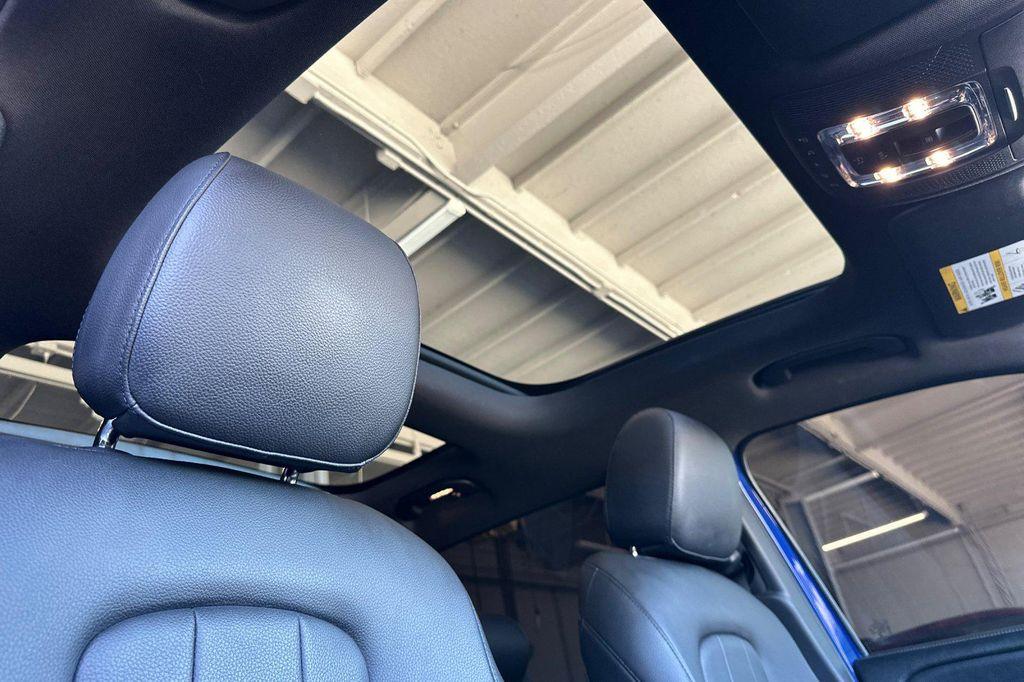 used 2020 Mercedes-Benz GLB 250 car, priced at $20,975