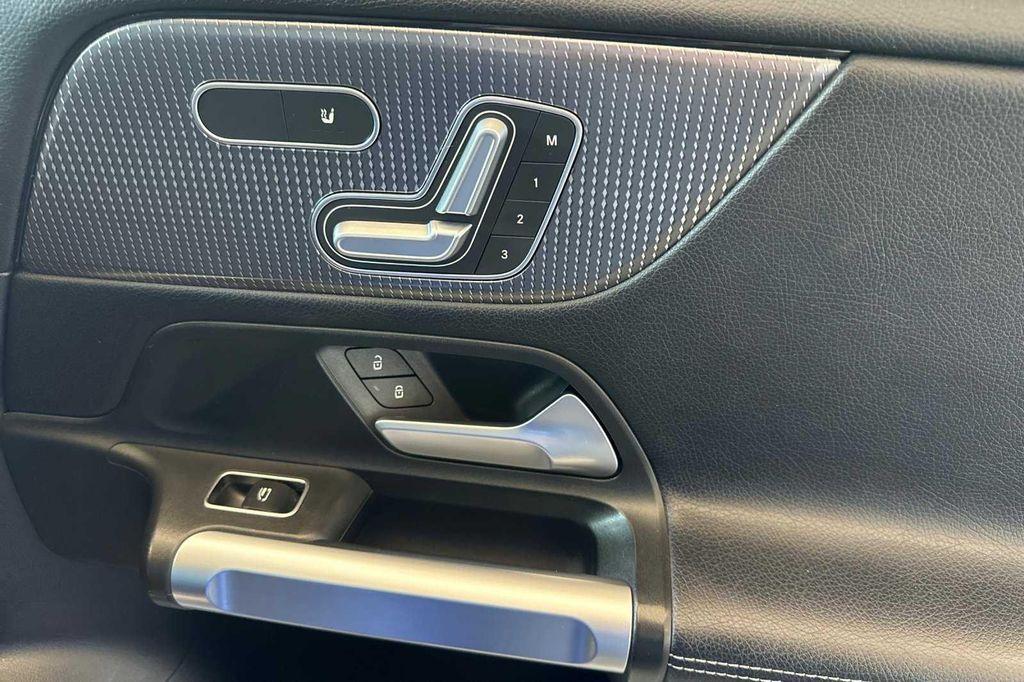 used 2020 Mercedes-Benz GLB 250 car, priced at $20,975