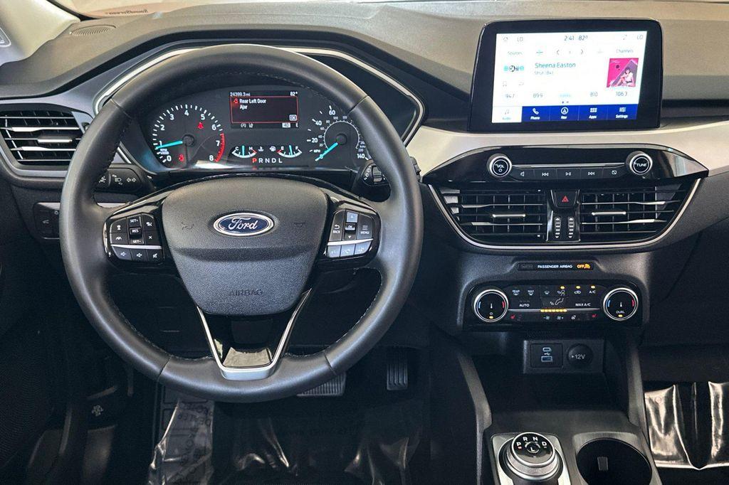 used 2022 Ford Escape car, priced at $21,875