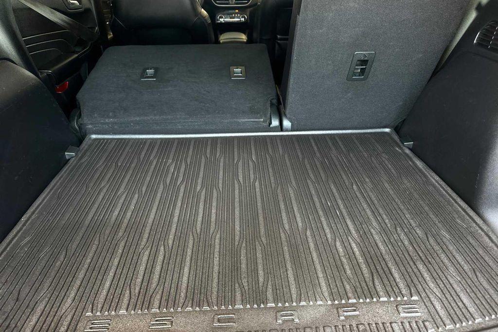 used 2022 Ford Escape car, priced at $21,875