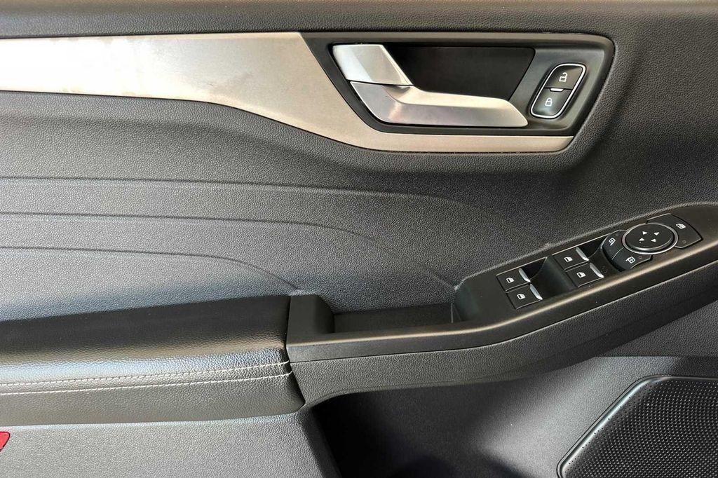 used 2022 Ford Escape car, priced at $21,875