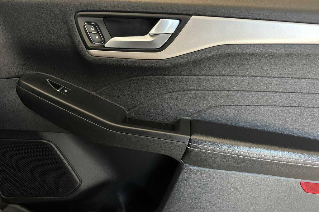 used 2022 Ford Escape car, priced at $21,875