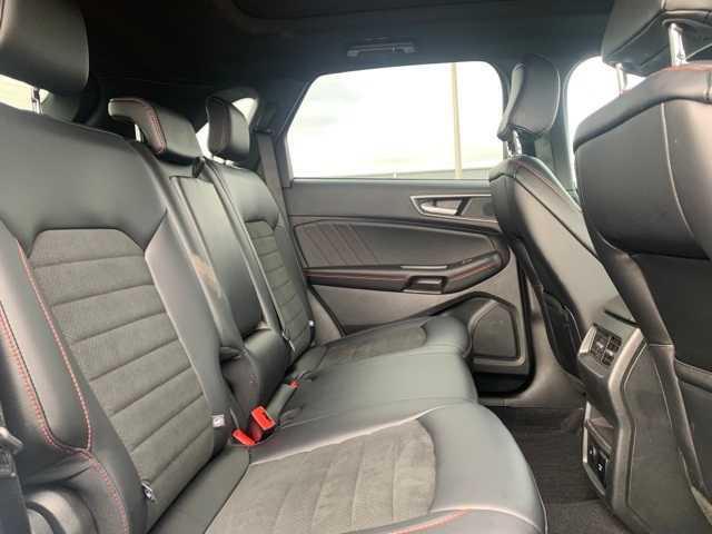 used 2024 Ford Edge car, priced at $40,290