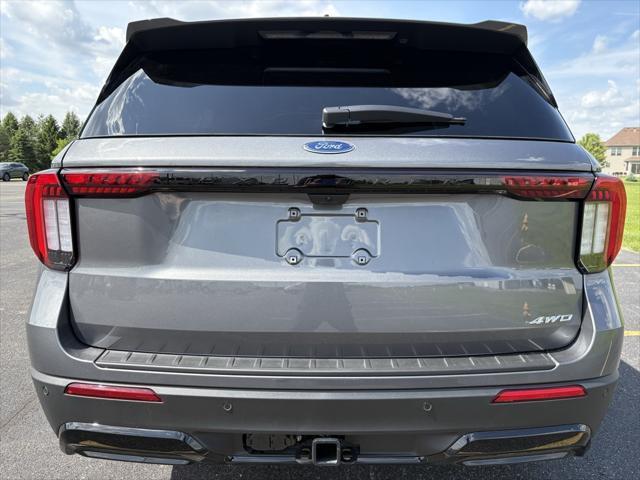 new 2025 Ford Explorer car, priced at $52,695
