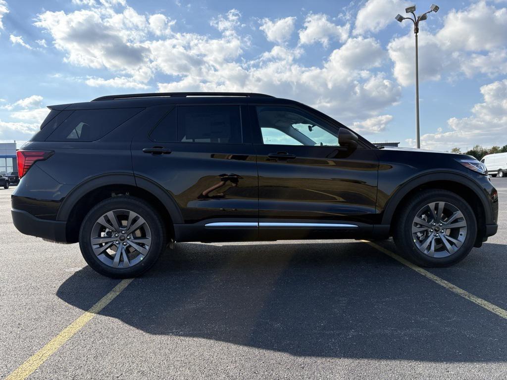 new 2025 Ford Explorer car, priced at $49,675