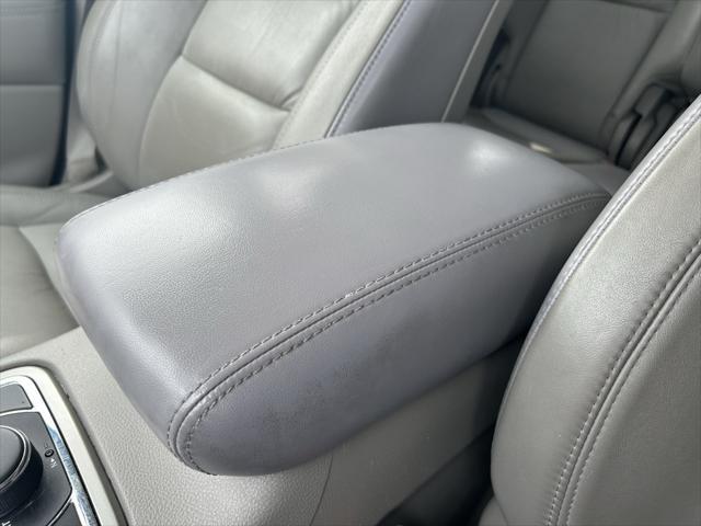 used 2012 Jeep Grand Cherokee car, priced at $13,990