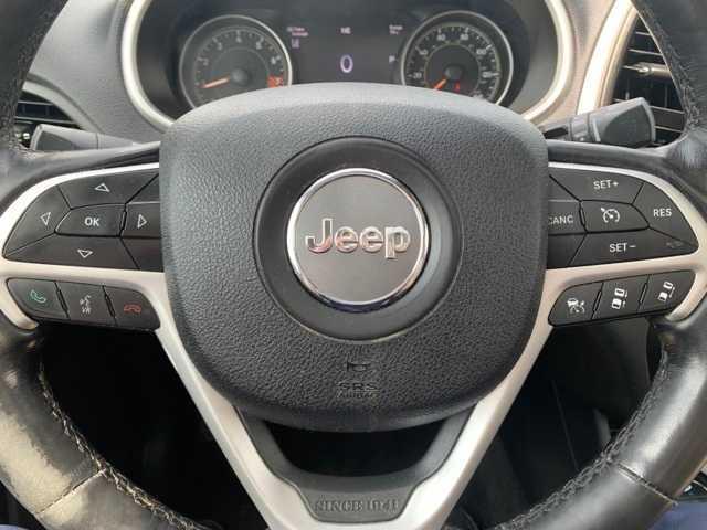 used 2015 Jeep Cherokee car, priced at $9,990