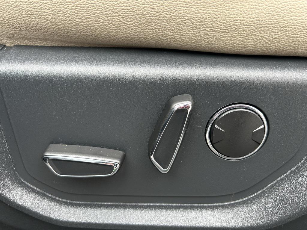 used 2022 Ford Expedition Max car, priced at $52,590