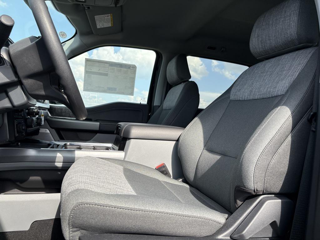 new 2025 Ford F-250 car, priced at $71,350