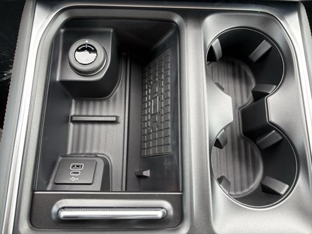 new 2025 Ford Expedition Max car, priced at $76,930