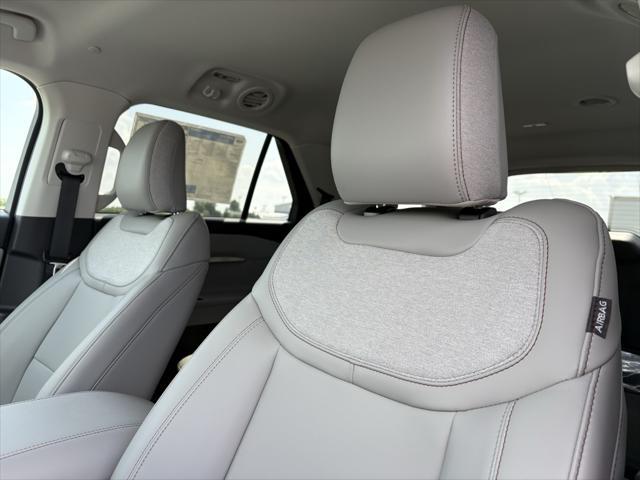 new 2025 Ford Explorer car, priced at $49,455