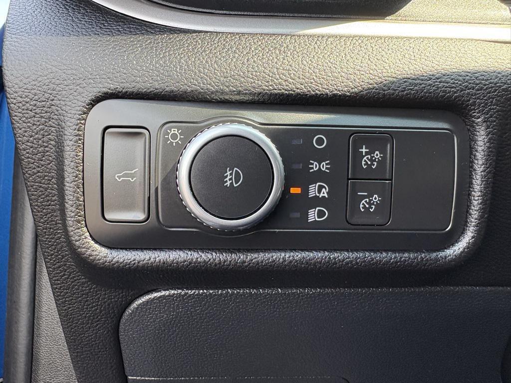 used 2022 Ford Explorer car, priced at $31,990
