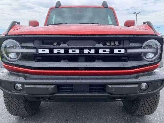 new 2024 Ford Bronco car, priced at $66,275