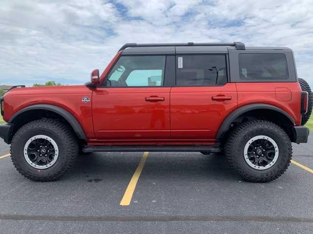 new 2024 Ford Bronco car, priced at $66,275