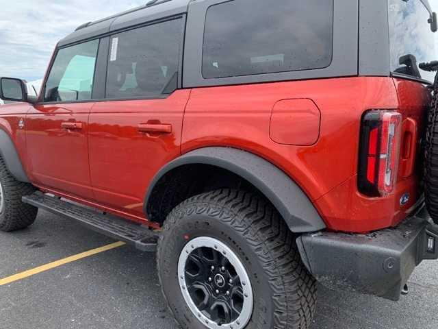 new 2024 Ford Bronco car, priced at $66,275