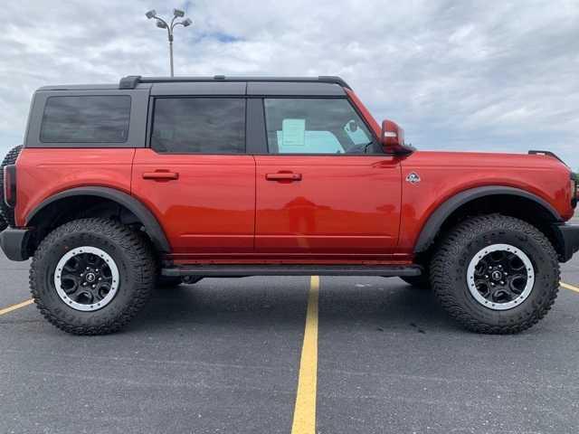 new 2024 Ford Bronco car, priced at $66,275