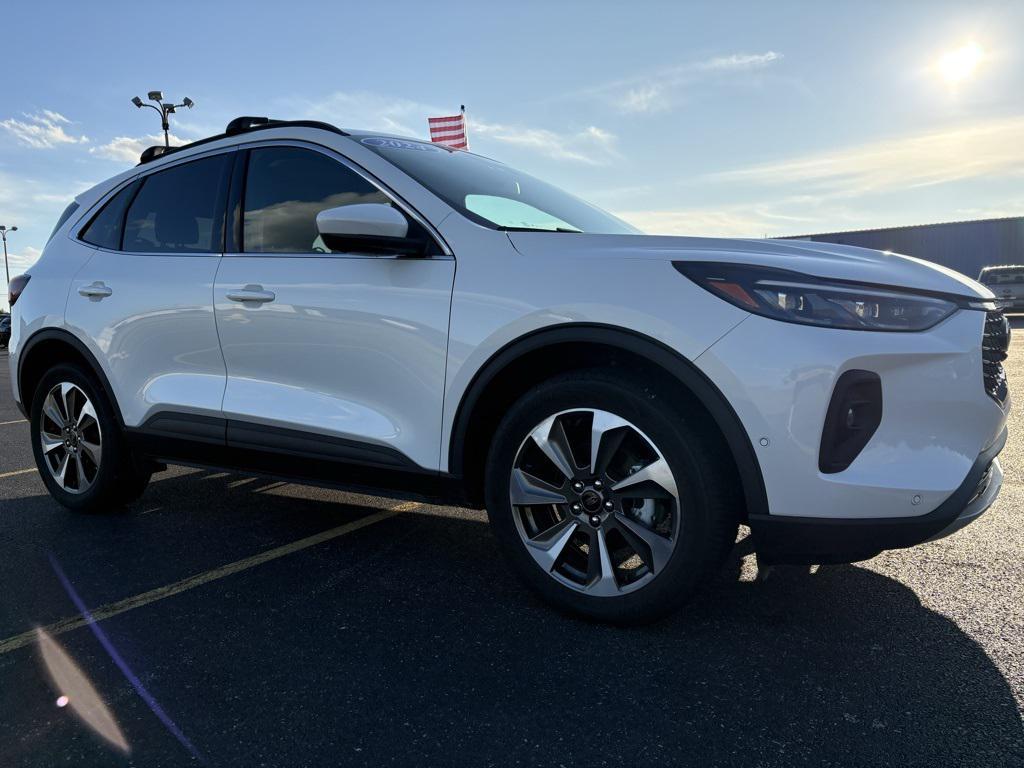 used 2024 Ford Escape car, priced at $29,990