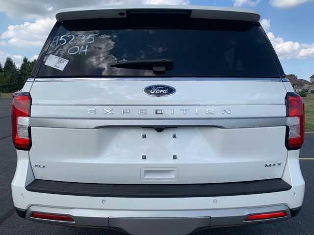 new 2024 Ford Expedition car, priced at $75,610