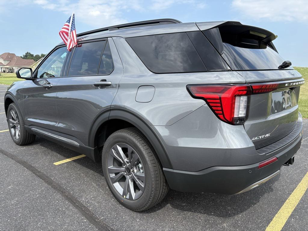 new 2025 Ford Explorer car, priced at $48,660