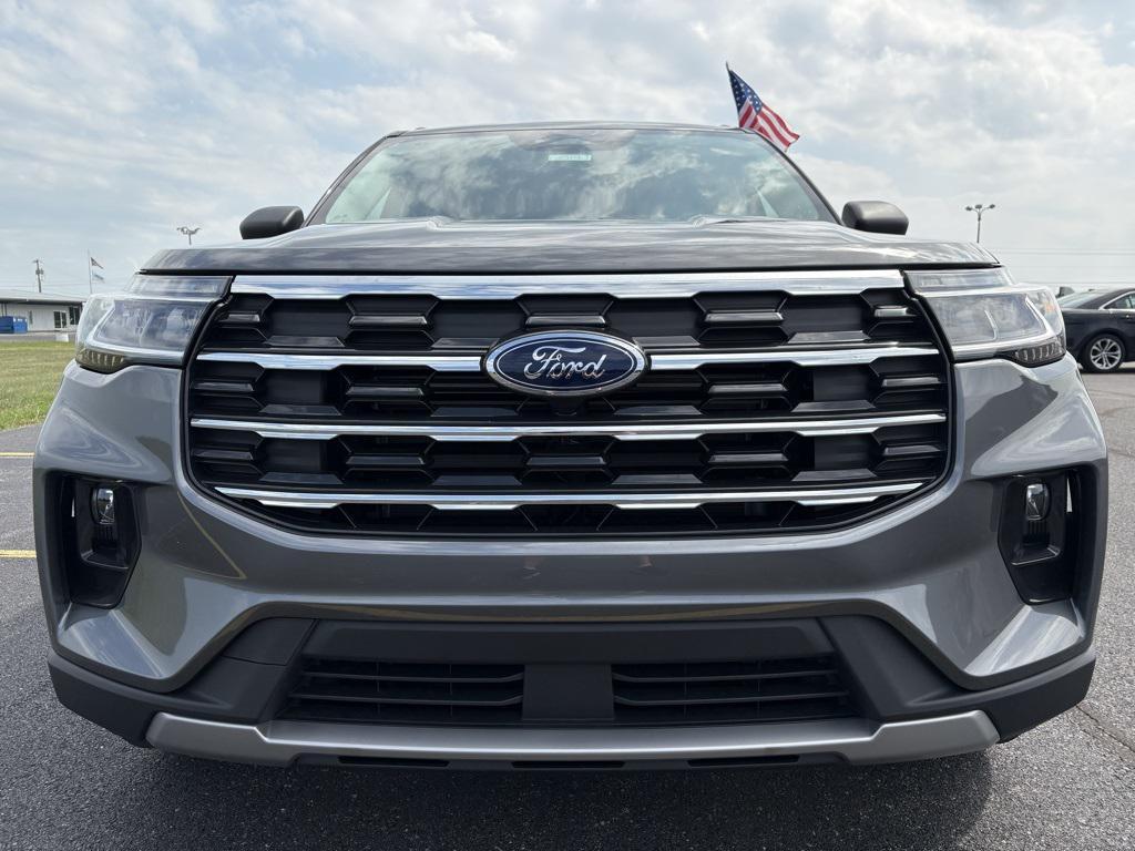 new 2025 Ford Explorer car, priced at $48,660