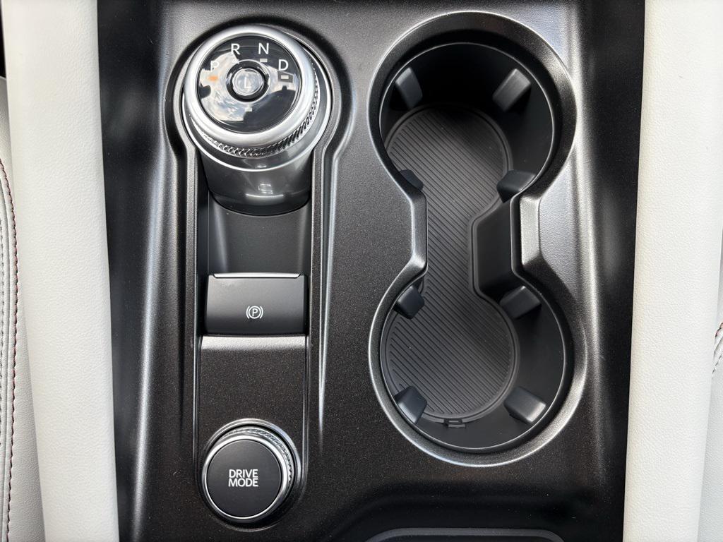 new 2025 Ford Explorer car, priced at $48,660