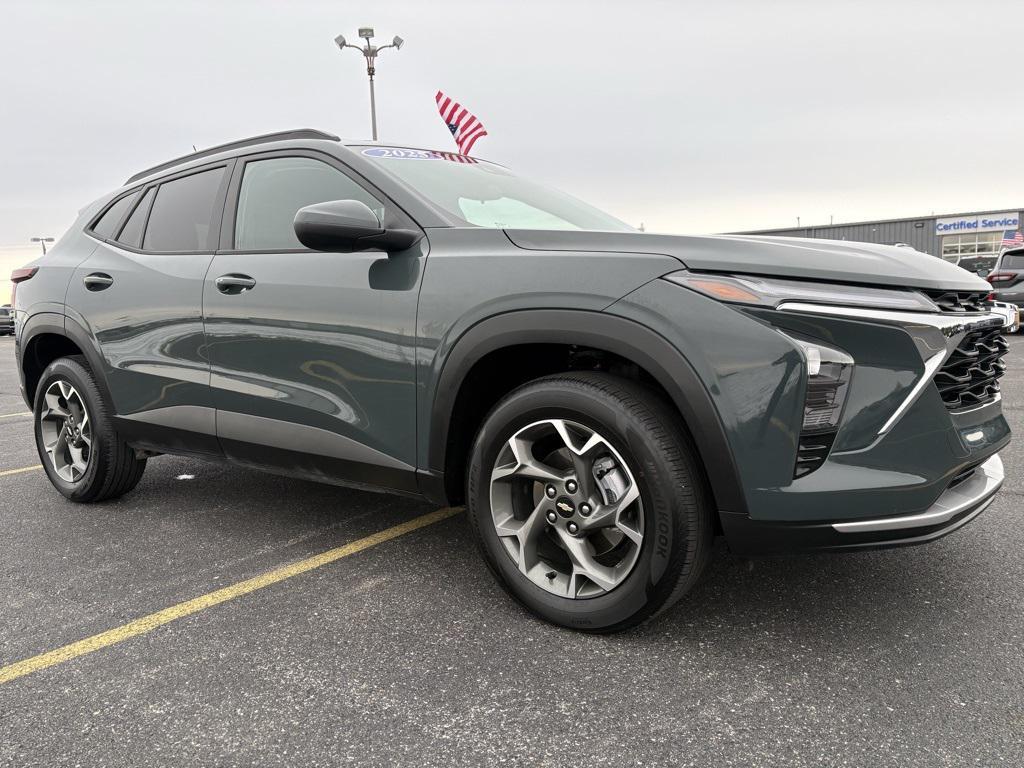 used 2025 Chevrolet Trax car, priced at $19,990