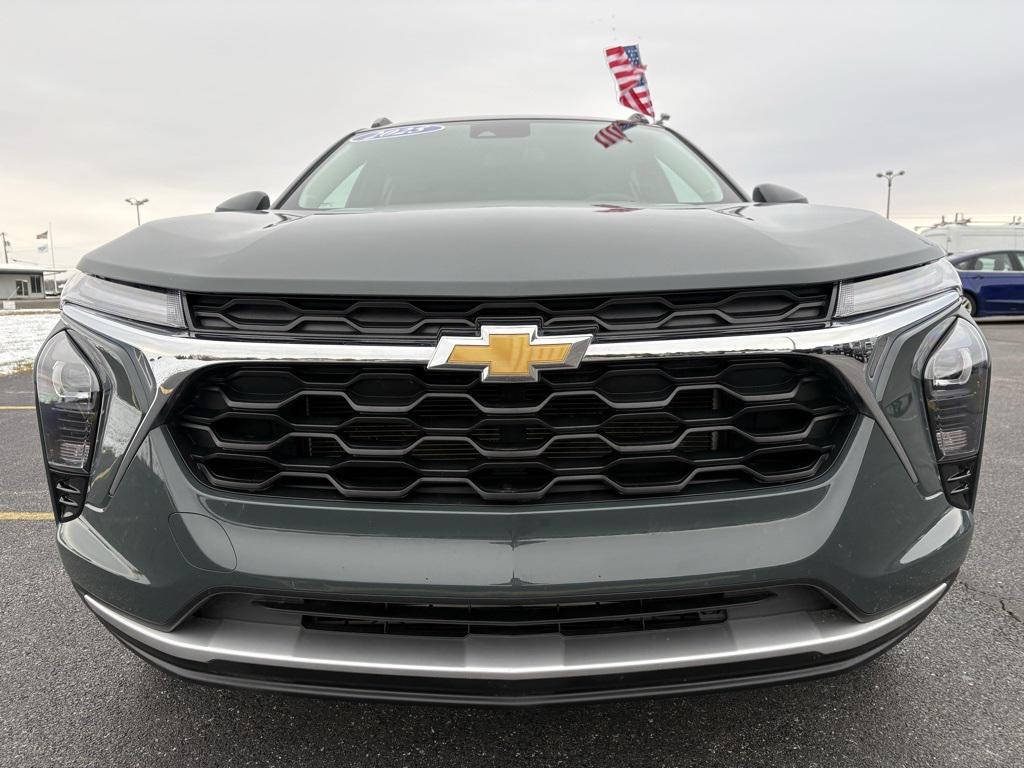 used 2025 Chevrolet Trax car, priced at $19,990