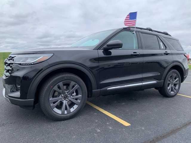 new 2025 Ford Explorer car, priced at $50,450