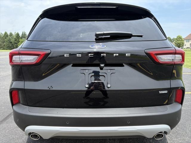 new 2025 Ford Escape PHEV car, priced at $45,180