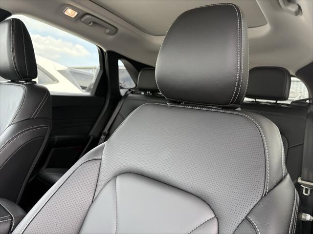new 2025 Ford Escape PHEV car, priced at $45,180