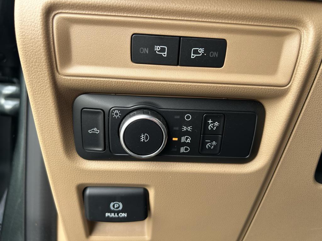 used 2021 Ford F-150 car, priced at $22,990