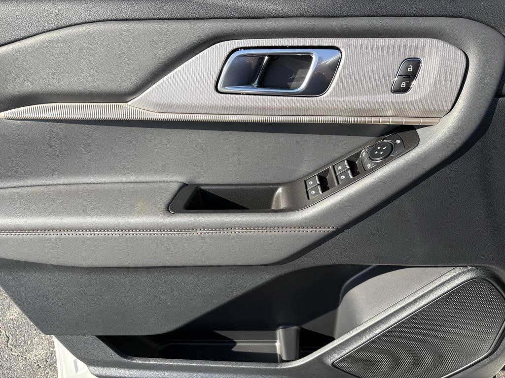 new 2026 Ford Explorer car, priced at $50,015