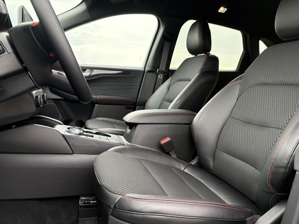 new 2025 Ford Escape car, priced at $34,230