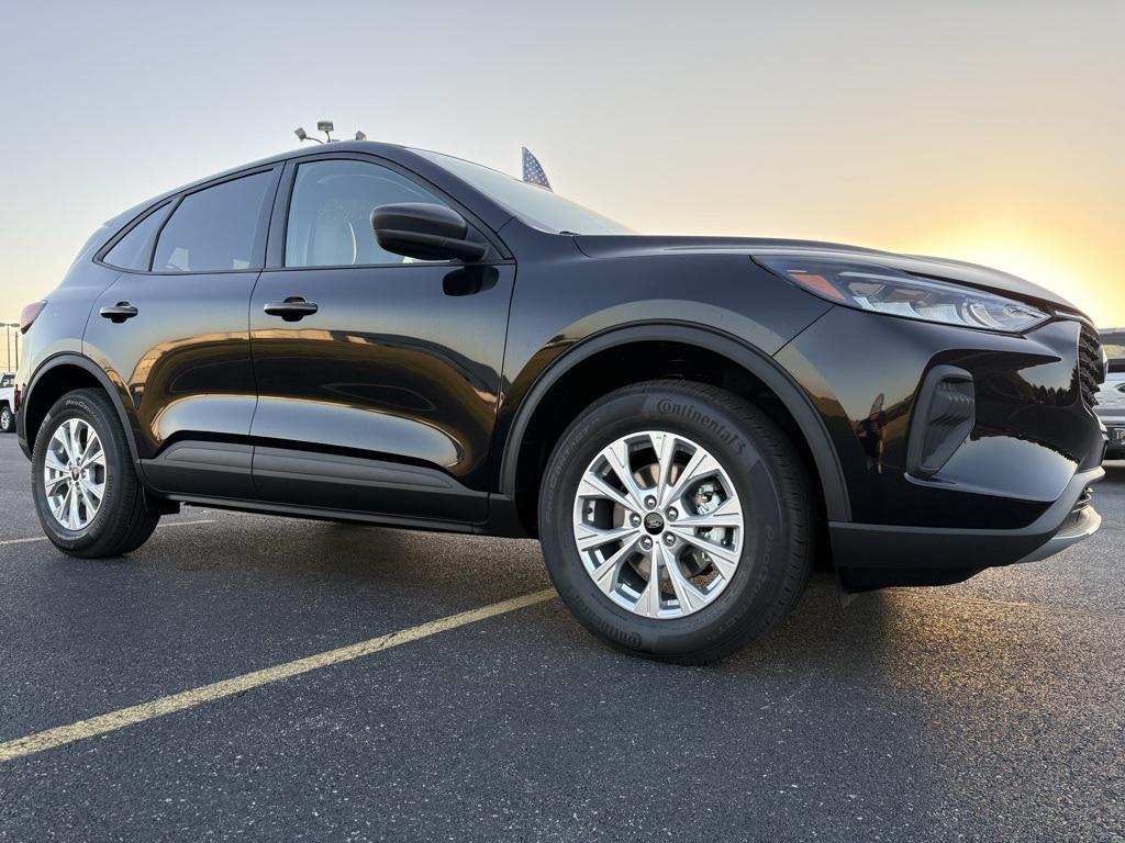 new 2025 Ford Escape car, priced at $35,440