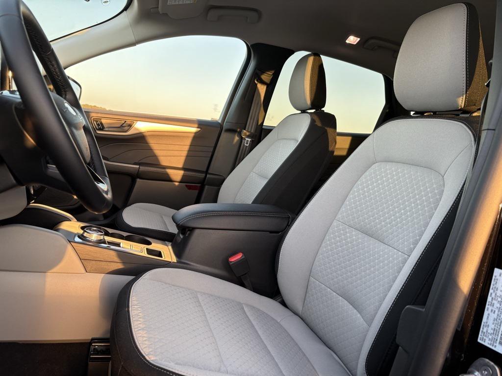 new 2025 Ford Escape car, priced at $35,440