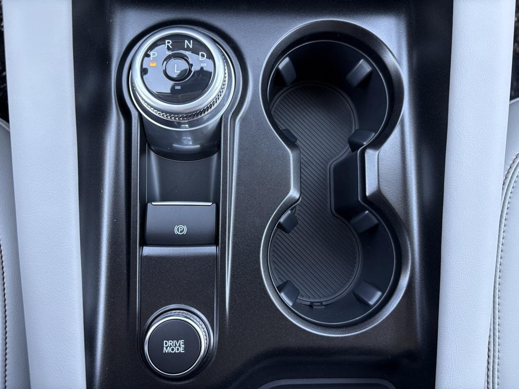 new 2025 Ford Explorer car, priced at $50,280