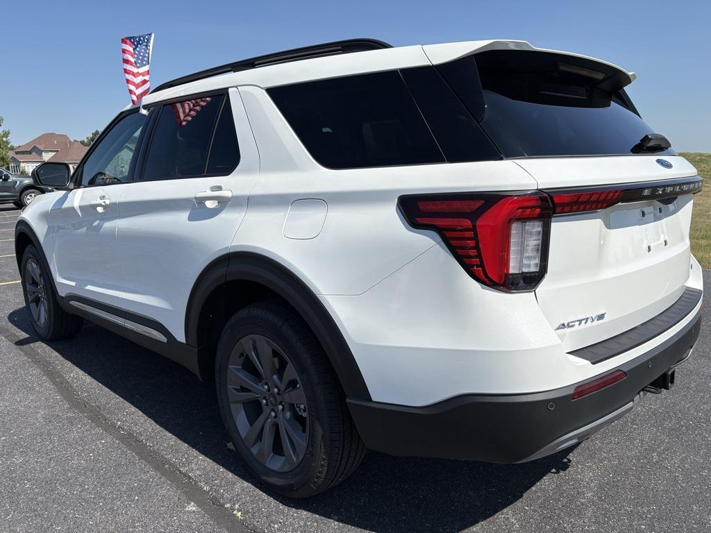 new 2025 Ford Explorer car, priced at $50,280