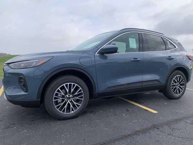 new 2025 Ford Escape car, priced at $46,675