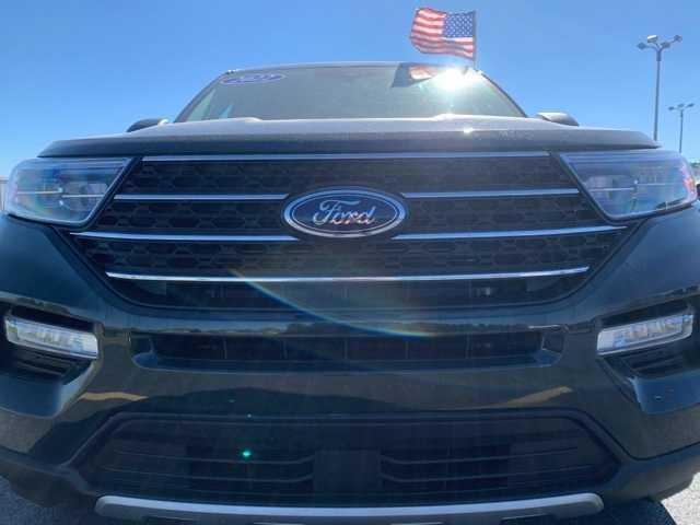 used 2022 Ford Explorer car, priced at $31,990