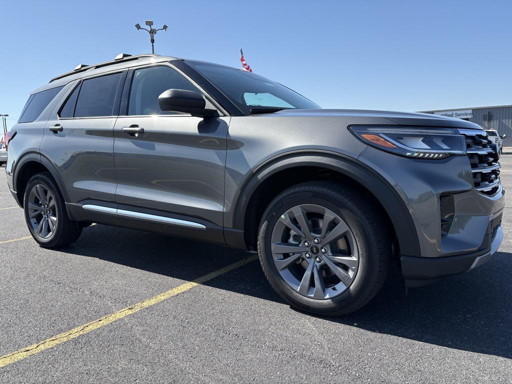 new 2025 Ford Explorer car, priced at $49,050