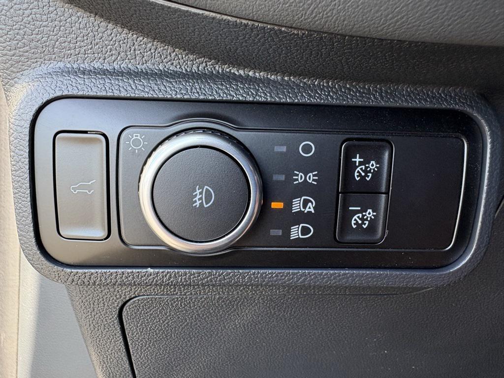 new 2025 Ford Explorer car, priced at $49,050