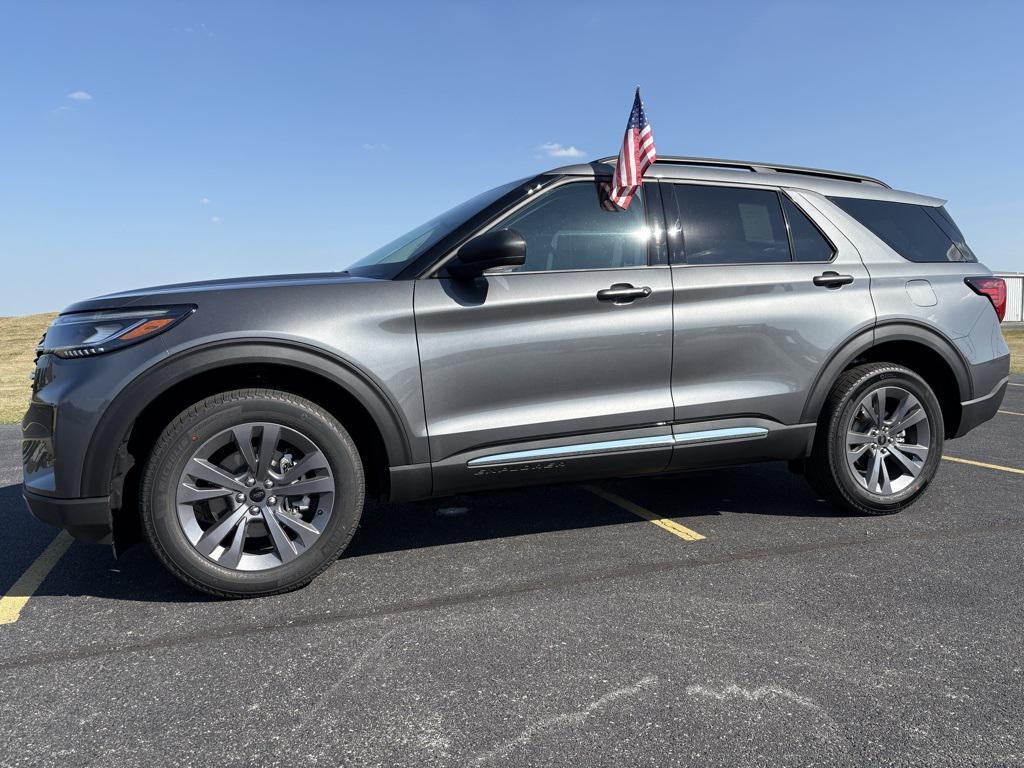 new 2025 Ford Explorer car, priced at $49,275