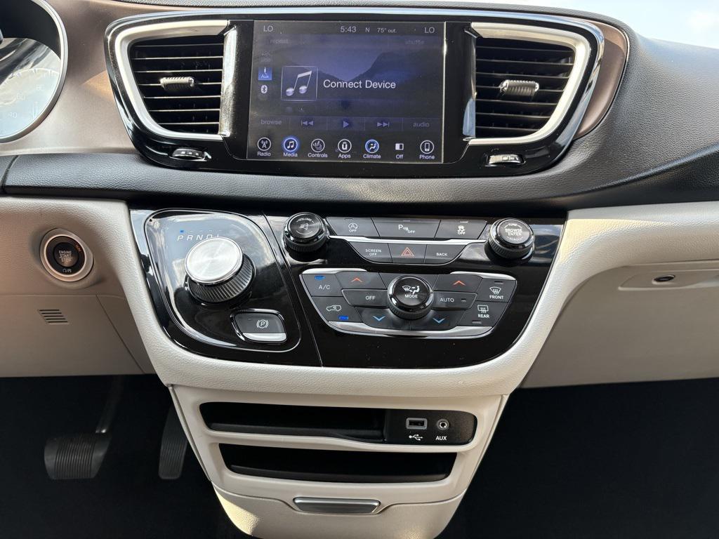 used 2017 Chrysler Pacifica car, priced at $12,990