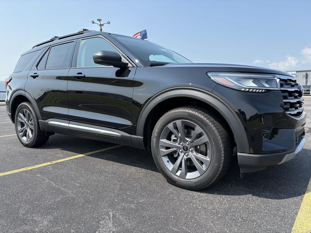 new 2025 Ford Explorer car, priced at $51,760