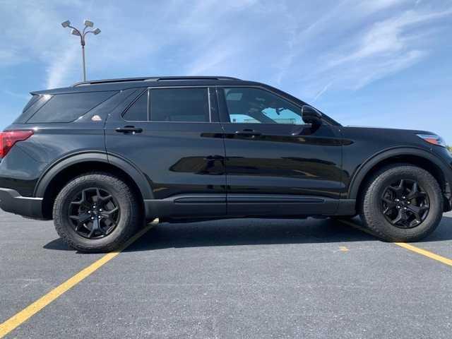 used 2022 Ford Explorer car, priced at $36,490