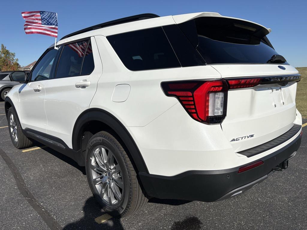 new 2025 Ford Explorer car, priced at $50,015