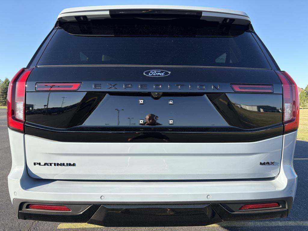 new 2025 Ford Expedition Max car, priced at $89,300